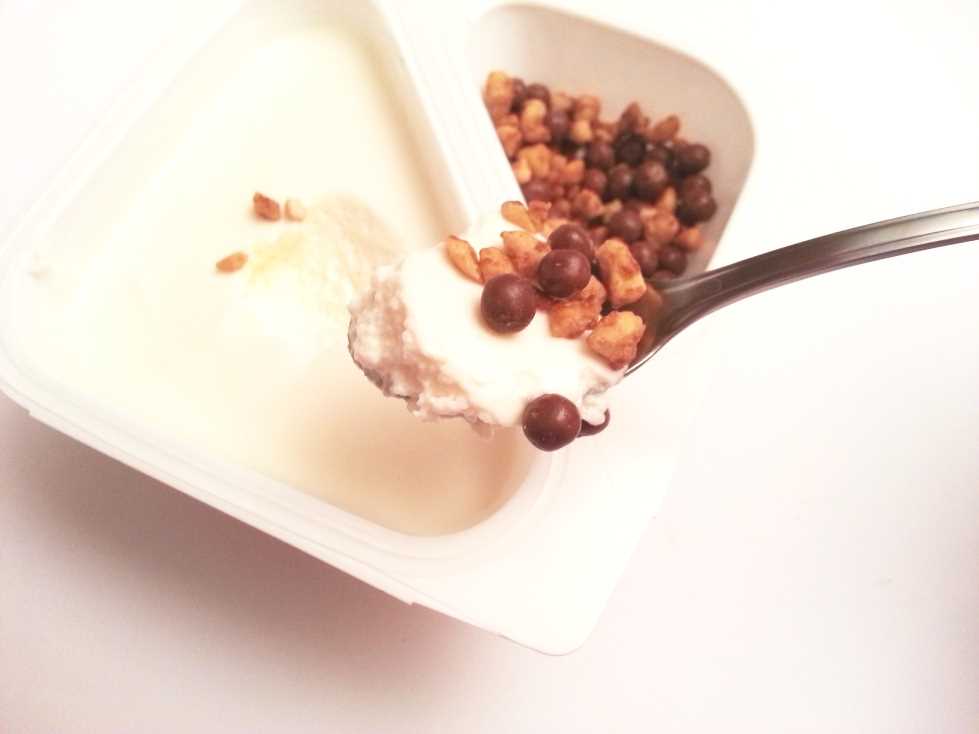 Muller Greek Style Mix Mousse Peanuts Choco Balls (4)
