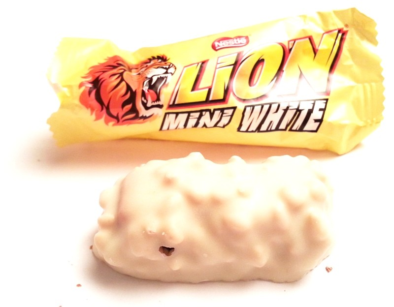 Nestle, Lion white (3)