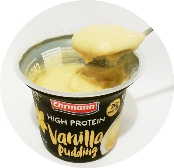 Ehrmann, High Protein Vanilla Pudding, białkowy deser typu light bez glutenu i laktozy o smaku waniliowym, copyright Olga Kublik