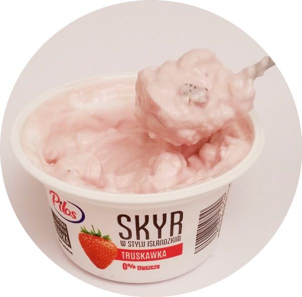 Privatmolkerei Bechtel, Pilos Skyr jogurt w stylu islandzkim 0% tłuszczu truskawka, copyright Olga Kublik