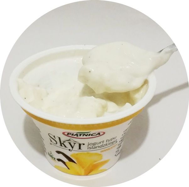 Piątnica, Skyr jogurt typu islandzkiego waniliowy, copyright Olga Kublik