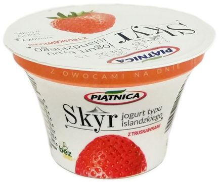 Piątnica, Skyr jogurt typu islandzkiego z truskawkami, copyright Olga Kublik