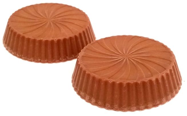 Millano-Baron, Magnetic Peanut Butter Cups, babeczki z mlecznej czekolady z masłem orzechowym, słodycze z Biedronki, copyright Olga Kublik