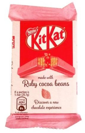Nestle, Kit Kat made with Ruby Cocoa beans, limitowana wersja batonika, różowa czekolada, kruchy wafelek w kuwerturze, copyright Olga Kublik