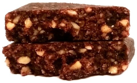 Foods by Ann, Pocket Energy Bar Kakao Malina, wegański surowy baton z wiórkami kokosowymi, słodycze zdrowe bezglutenowe i bez cukru, copyright Olga Kublik