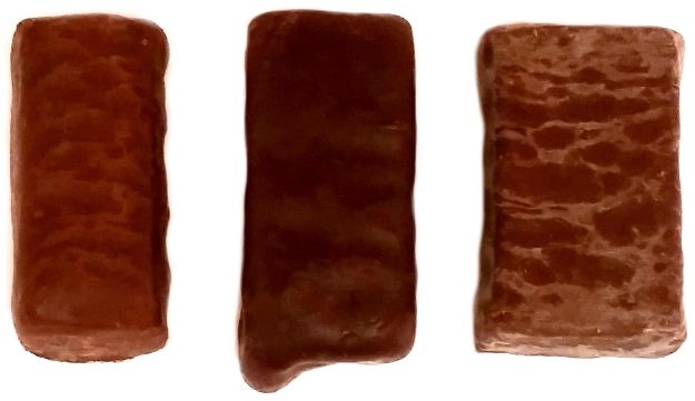 Porównanie cukierków czekoladowych z rumem: Trufle Mieszko Odra Wawel, copyright Olga Kublik