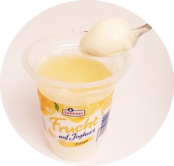 FrieslandCampina, Sontner Frucht auf Joghurt Zitrone, jogurt cytrynowy z Aldiego, copyright Olga Kublik