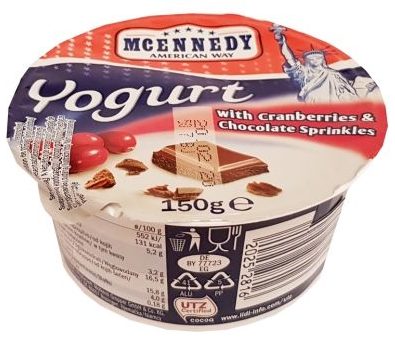 McEnnedy, jogurt with Cranberries Chocolate Sprinkles Lidl Tydzień Amerykański, copyright Olga Kublik