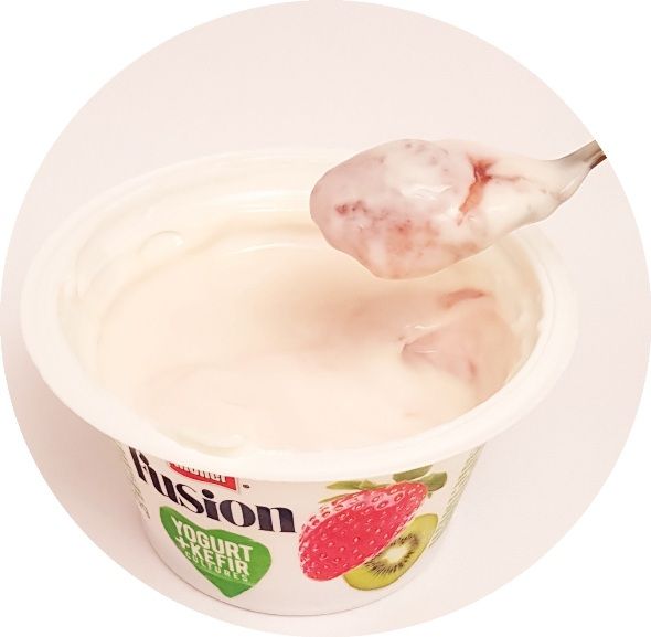 Muller, Fusion Yogurt Kefir Truskawka-Kiwi, copyright Olga Kublik