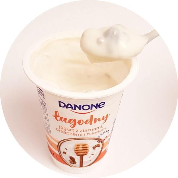 Danone, Lagodny jogurt z ziarnami, orzechami i miodem, copyright Olga Kublik