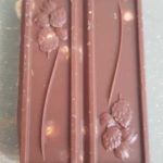 Mleczna czekolada z orzechami z Biedronki (Magnteic Millano)
