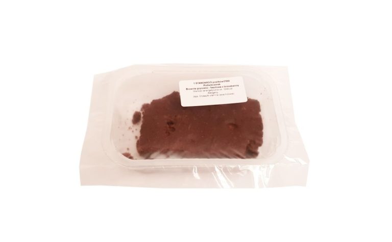 Catering na diecie, Brownie gryczano-fasolowe z brzoskwinia, copyright Olga Kublik