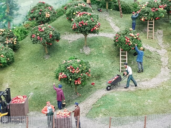 Makieta Sky Tower Kolejkowo Wrocław